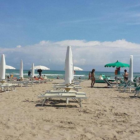 Hotel Pigalle Riccione Exteriér fotografie