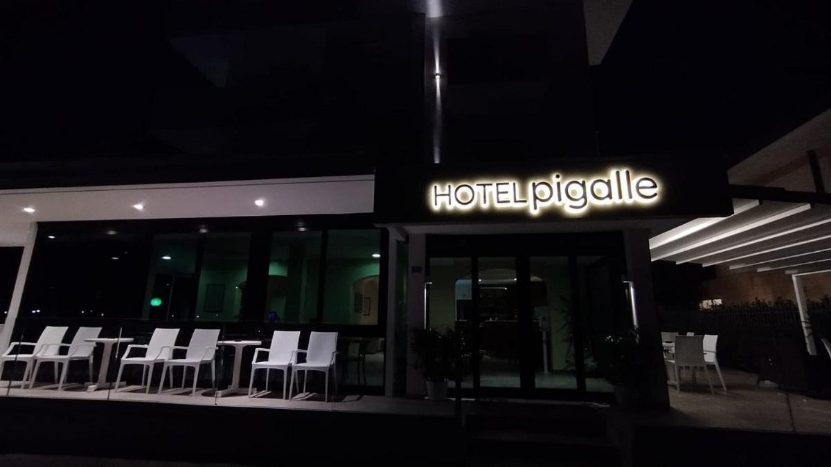 Hotel Pigalle Riccione Exteriér fotografie